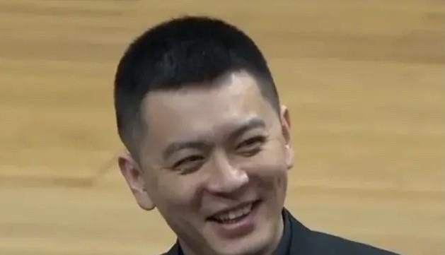国产鲜肉扎堆米兰男装周 刘恺威懒理绯闻忙看秀 2016-06-20 意大利米兰6月19日,2017春夏米兰男装周开幕。